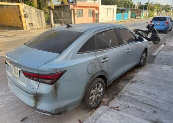 Atacan a balazos un auto en la avenida Talleres de Cancún