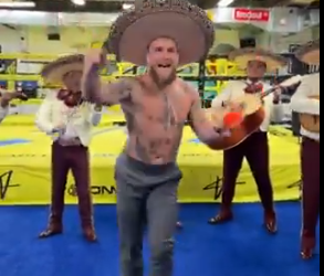 VIDEO: Jake Paul se burla de Canelo Álvarez y lo acusa de evitar pelea ademas canelo responde