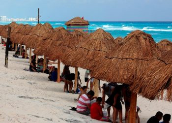 Turistas Bolivianos Nuevamente Afectados por Políticas Migratorias en Cancún