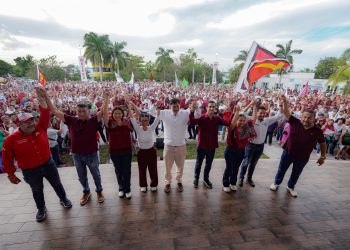Cierra exitosa gira del senador Gerardo Fernández Noroña por la zona maya y sur de Quintana Roo