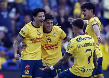 América golea a Juárez y asalta el liderato del Clausura 2025