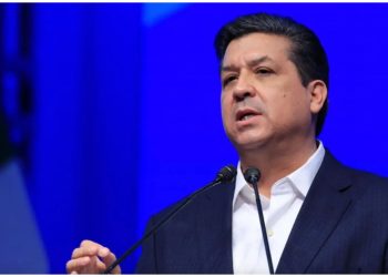 Anulan ficha roja en contra de Francisco Cabeza de Vaca