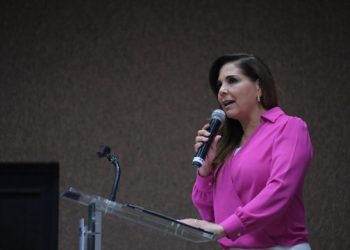 Anuncia Mara Lezama Centro de Desarrollo y Alto Rendimiento de Ajedrez para Quintana Roo, en el planetario “Ka’Yok”