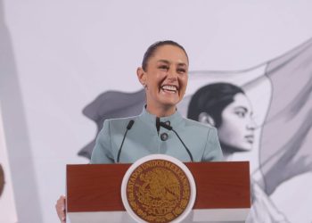 Claudia Sheinbaum defiende la llegada de médicos cubanos a México