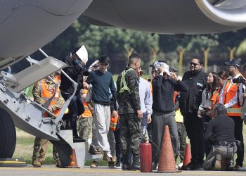 Claudia Sheinbaum: México envió vuelos a Honduras con migrantes deportados EE.UU.