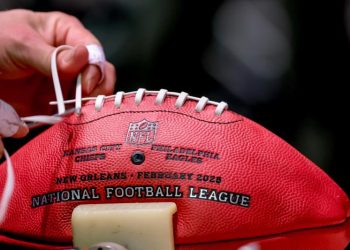 Crece la presencia latina en el Super Bowl de EE.UU.