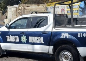 Detienen a mujer por agredir a su hijo de ocho años; sus hermanos logran escapar y pedir ayuda