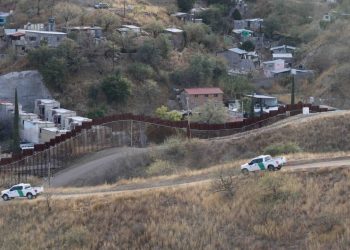 EE.UU. reporta 85% menos cruces fronterizos en primeros días del gobierno de Trump