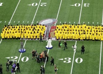 Fiesta en Nueva Orleans por el Super Bowl entre Eagles y Chiefs