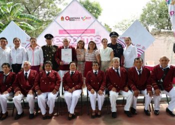 Fomenta Verónica Lezama la participación de las y los adultos mayores con el Concurso Estatal de Escoltas 2025