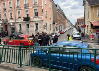 Francia: Ataque presuntamente del extremismo islámico deja un muerto y 7 heridos