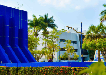 Hija de alto funcionario universitario lo acusa de abuso sexual: esto se sabe