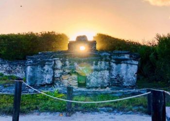 Invita la FPMC a presenciar fenómeno arqueoastronómico en el vestigio maya del Caracol en Punta Sur
