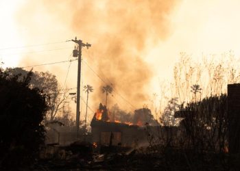 Los incendios de Los Ángeles provocaron pérdidas de más de 30 mil mdd en inmuebles