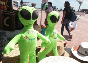 Los “ovnitours” roban miradas y atraen visitantes varias ciudades de México