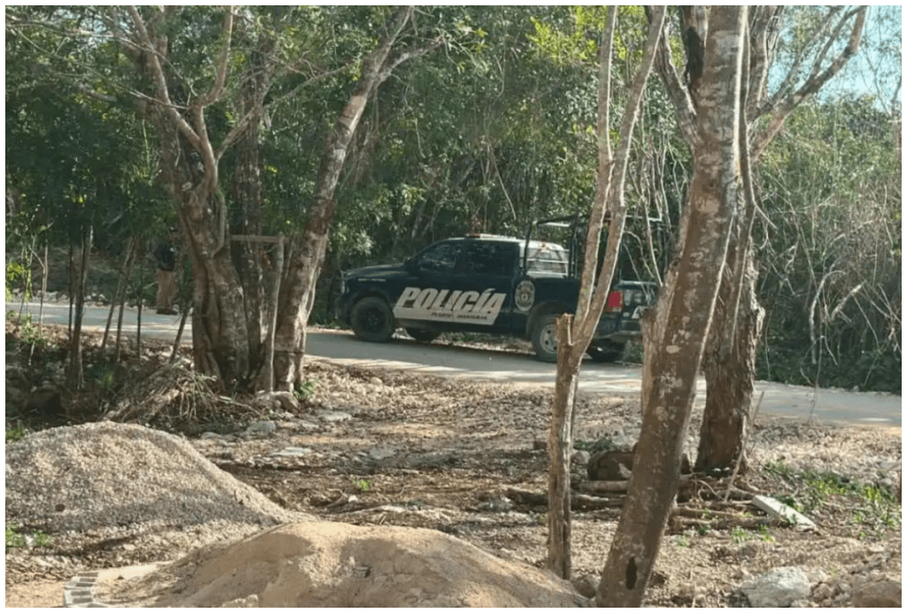 Hallan cuerpo sin vida y suspendido en una viga en una obra en construcción, en las cercanías del Tren Maya en Playa del Carmen