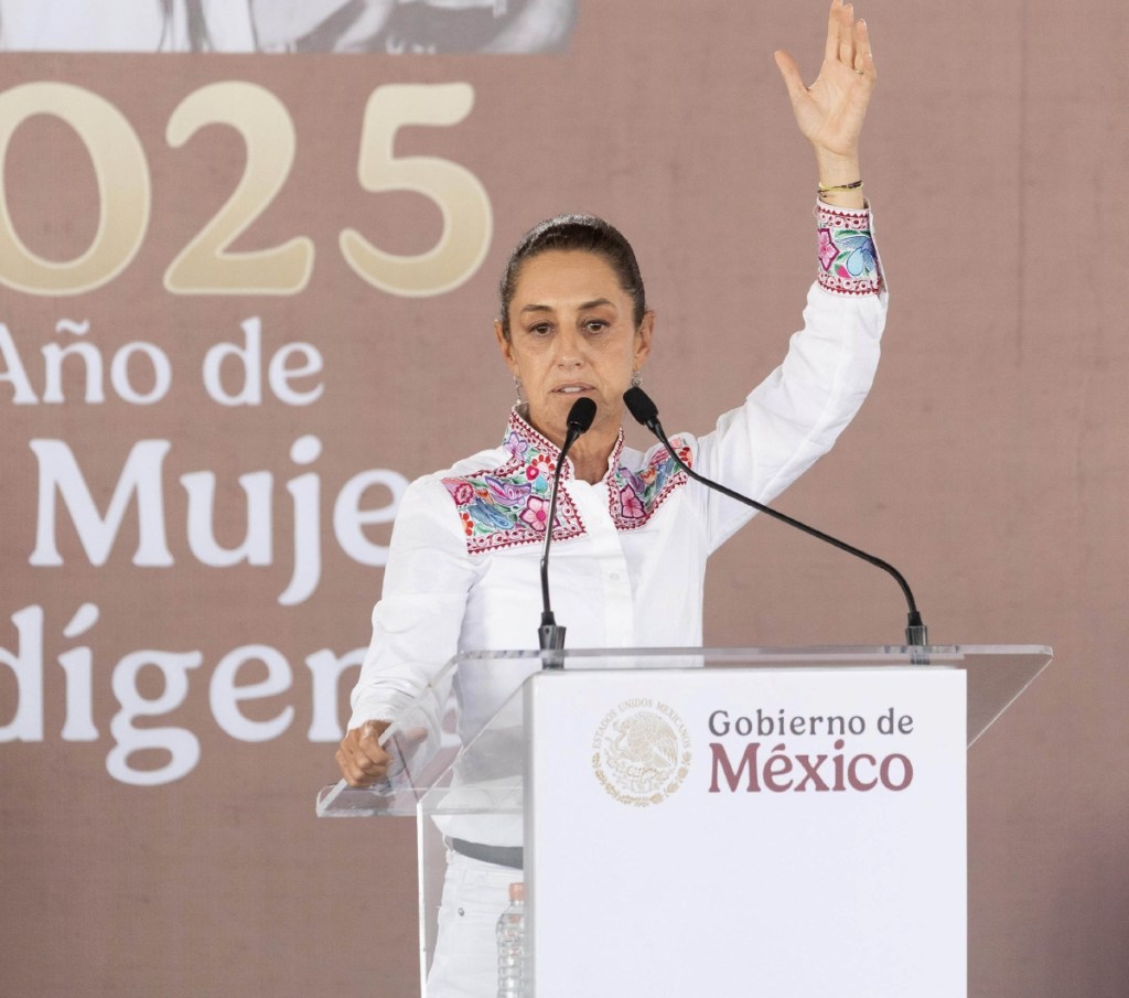 La presidenta Claudia Sheinbaum ayer en Mapimí, Durango