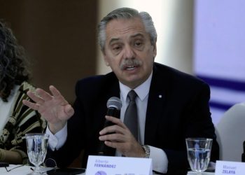 Ordena juez procesar al expresidente argentino Alberto Fernández por violencia machista