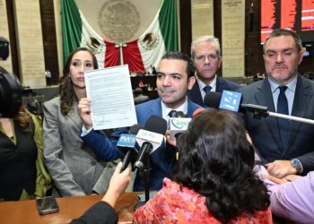 PAN muestra contratos de Sergio Mayer con abogado con supuestos nexos con el narco