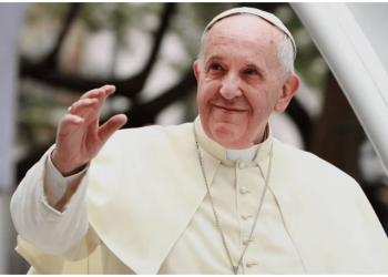 Papa Francisco, en estado crítico pero pasa “buena noche”: reporta el Vaticano