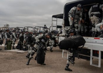 Refuerza la frontera de México con Estados Unidos