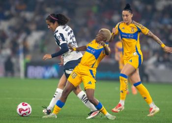 Tigres UANL le gana el derbi a las Rayadas de Monterrey en la liga femenina