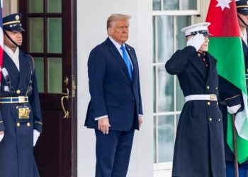 Trump dice que EE.UU. “se quedará” la Franja de Gaza; palestinos serían reubicados en Jordania y Egipto