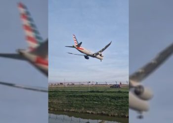 #Video Avión aterriza de emergencia en Roma por amenaza de bomba