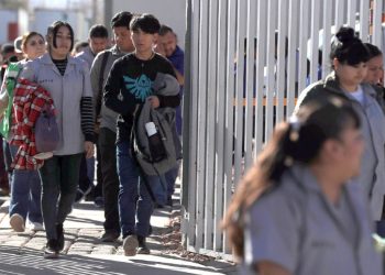 Zozobra por los aranceles golpea a las maquiladoras en México