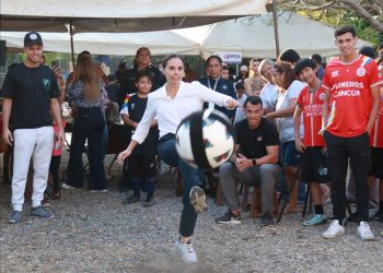 «Ana Paty Peralta Impulsa la Paz Mediante el Deporte»