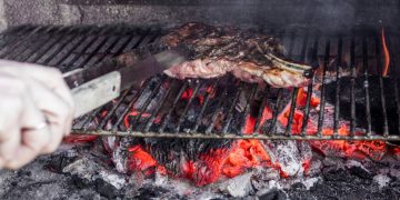 6 situaciones únicas que solo pasan en las carnitas asadas