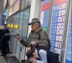 SECUESTRO EN EL AVION