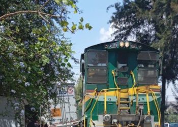 «Choque de Tren con un Trailer causa impacto en CDMX»