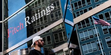 Ahora Fitch Ratings prevé recesión en México por los aranceles de EE.UU.