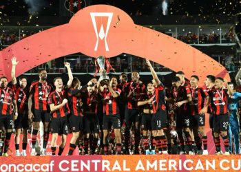 Alajuelense condena apoyo del presidente de Concacaf al León tras exclusión del Mundial de clubes