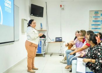 Capacitan a personal de SESA sobre “Derechos humanos de las mujeres”