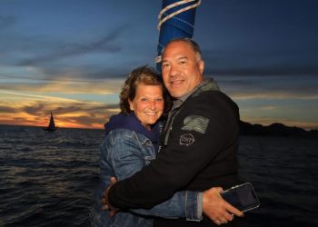 Congresista pide ayuda a Casa Blanca para liberar a pareja de Michigan detenida en México