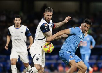 Cruz Azul y Rayados se conforman con el empate