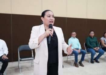 Dialogan maestras y maestros en el Foro de Análisis y Discusión de la Iniciativa de Reforma a la Ley del ISSSTE