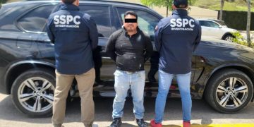 Director del FBI agradece a México la detención de un líder de la Mara Salvatrucha