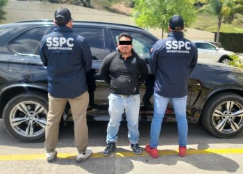 Director del FBI agradece a México la detención y extradición de ‘El Veterano’, líder de la Mara Salvatrucha