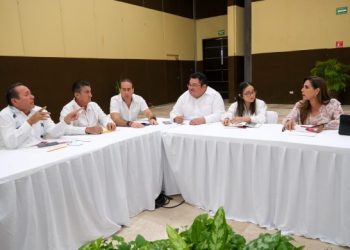 Encabeza Mara Lezama reunión estratégica con los y las presidentas municipales de Quintana Roo