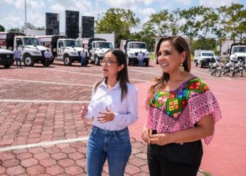 Entrega Mara Lezama 20 camiones para mejorar el servicio de recolección de basura en Chetumal, la capital del estado