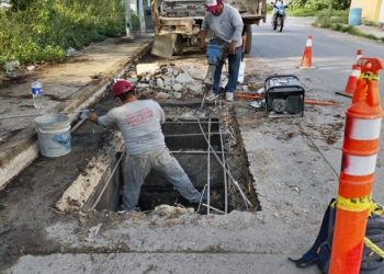 Gobierno de Playa del Carmen ofrece mayor seguridad vial con reconstrucción de pozos de absorción