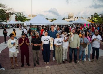 Inaugura Estefanía Mercado la “1ª Edición del Festival del Taco” en la Plaza 28 de Julio