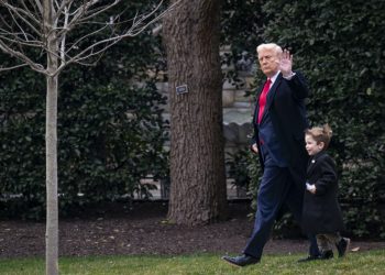 La Justicia frena la orden de Trump contra las personas trans en el Ejército