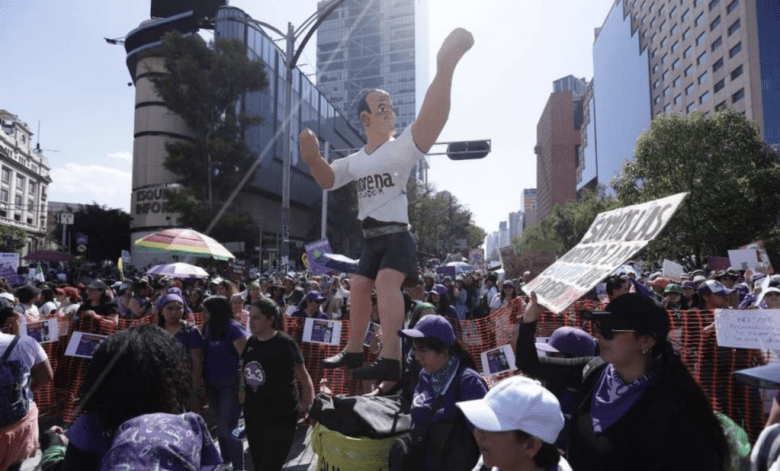 piñata de Cuauhtémoc Blanco 