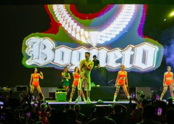 Más de 20 mil playenses y turistas bailan a ritmo de reguetón, punta y soca en el “Carnaval del Pueblo” Playa del Carmen 2025