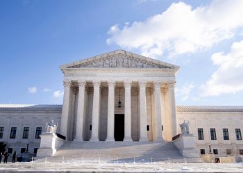 México presenta ante Supremo de EE.UU. caso contra fabricantes de armas