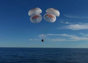 ¡Misión cumplida! Regresan los astronautas varados en el espacio